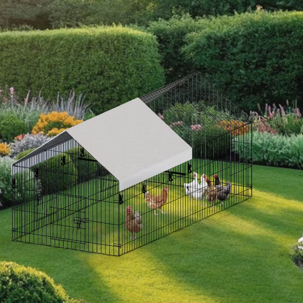 Elegant Pointed Wire Poultry Enclosure